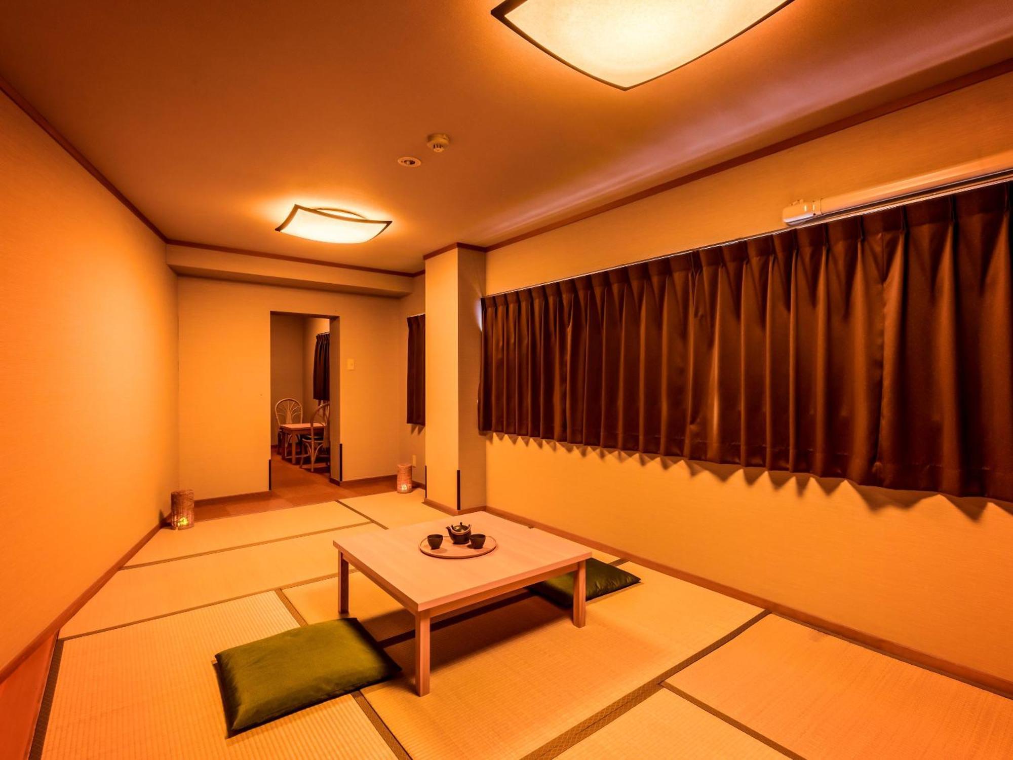 Ooedo Onsen Monogatari Premium Toba Saichoraku 4*